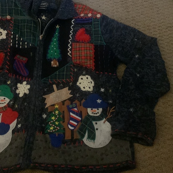 Christmas sweater jacket - Picture 3 of 7